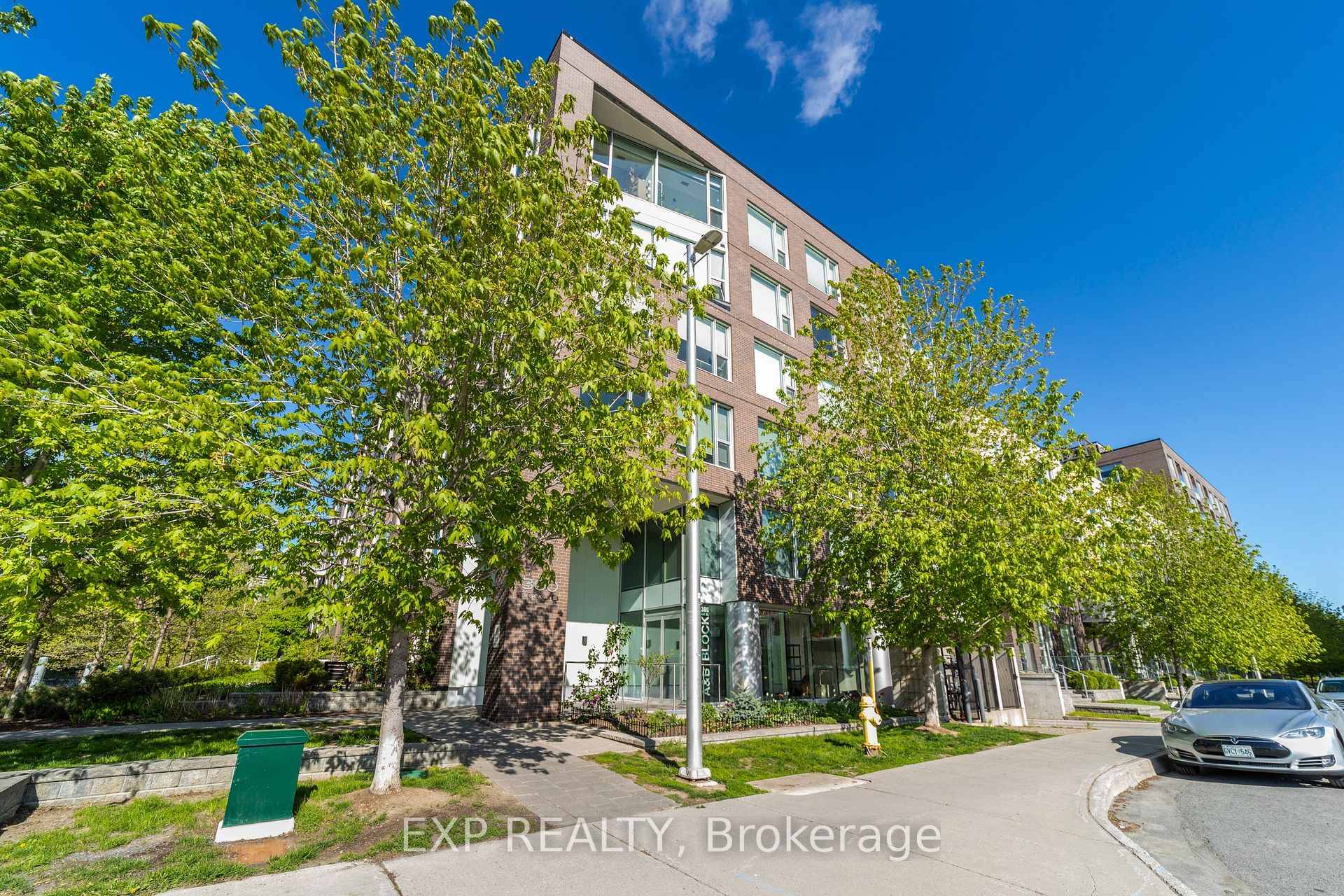 Discover urban luxury at 300A Lett St, Ottawa !
