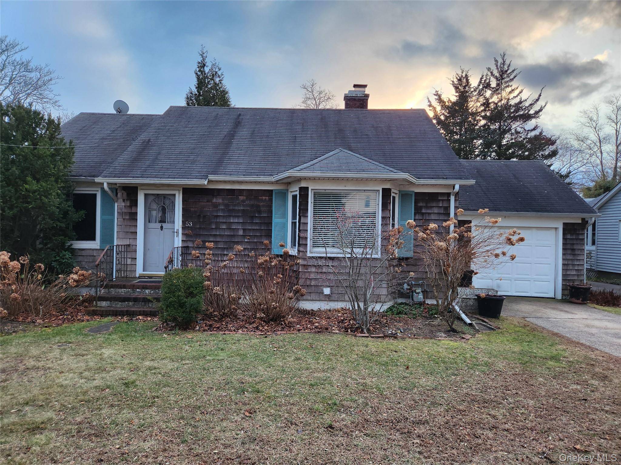Great Opportunity ! ! Fair condition, 2BR, 1BATH.