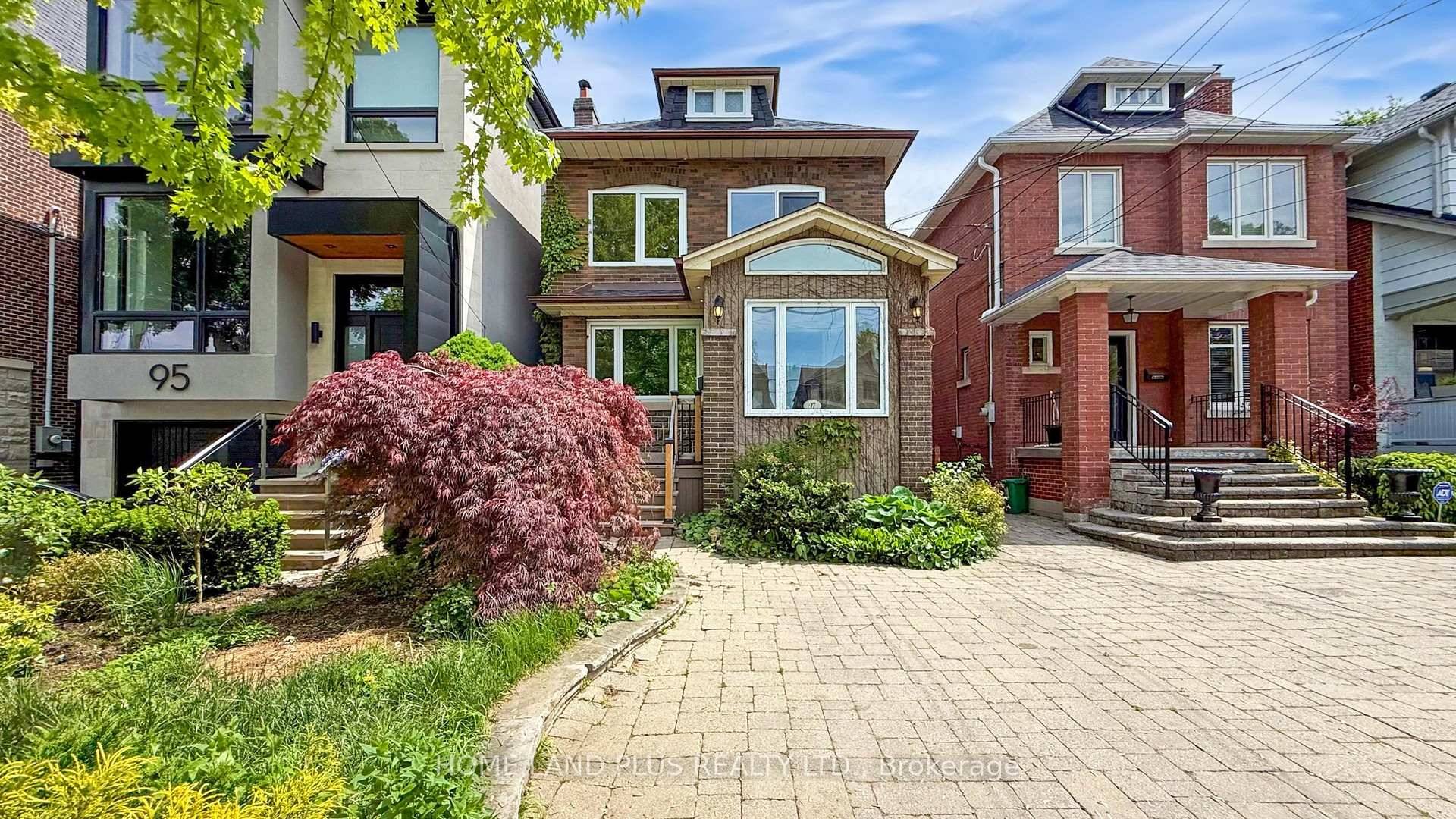 Stunning Family Home in the Prestigious John Wanless School DistrictThis exceptional residence offers a perfect blend of style and function, designed for those who appreciate the finer things in life.