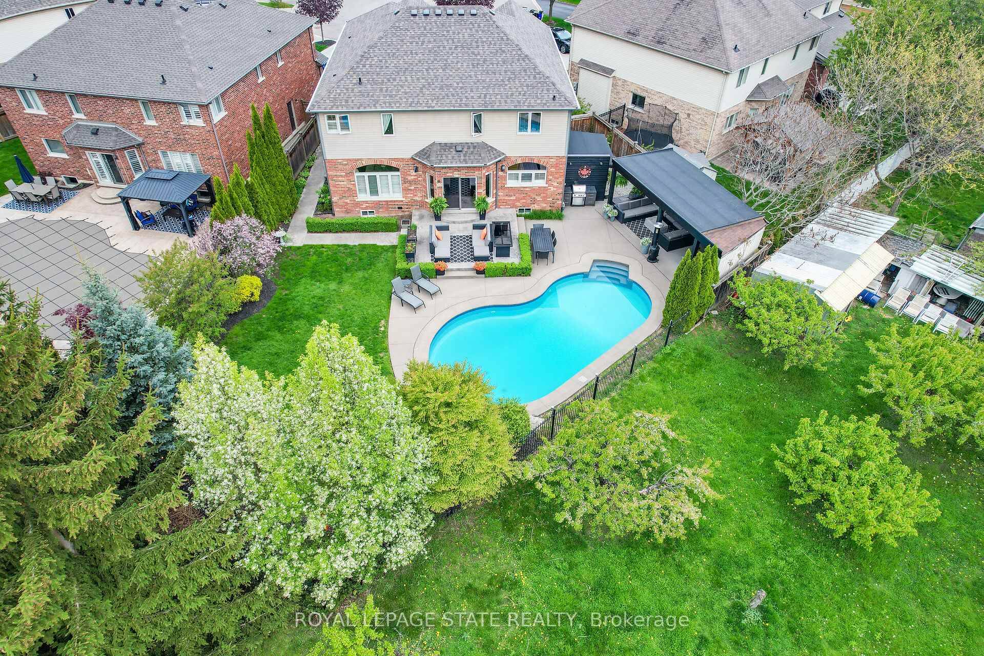Stunning Orchard amp ; Escarpment Views Full In Law Suite Heated Inground Pool Nestled on a quiet cul de sac in a family friendly neighbourhood, this exceptional home offers over ...
