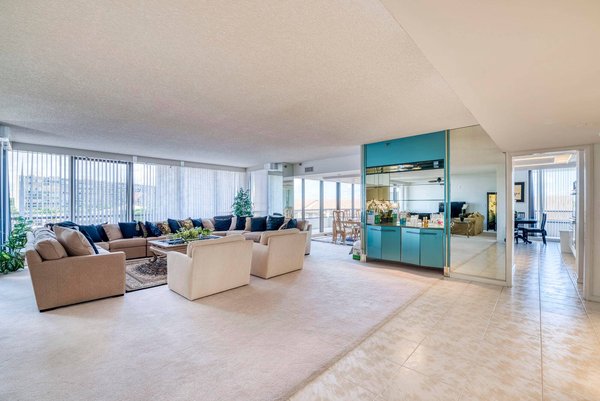 Welcome to this stunning 3BR 3.