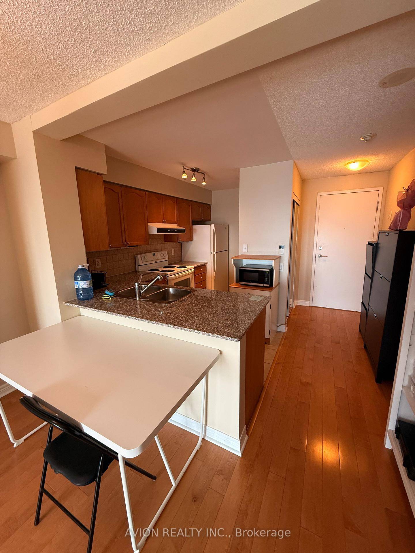 Immaculately maintained and thoughtfully furnished 1 bedroom residence in Tridels prestigious 360 at Scarborough Town Centre.