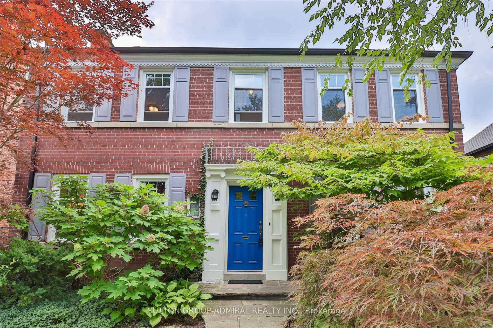 How many houses in Toronto offer a breathtaking skyline view ?