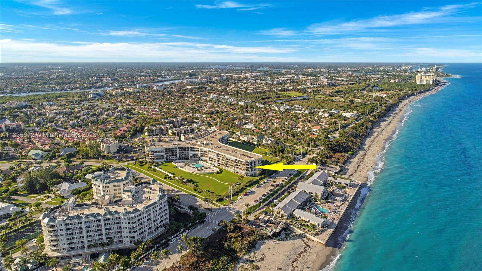 Direct Ocean Views from all rooms !