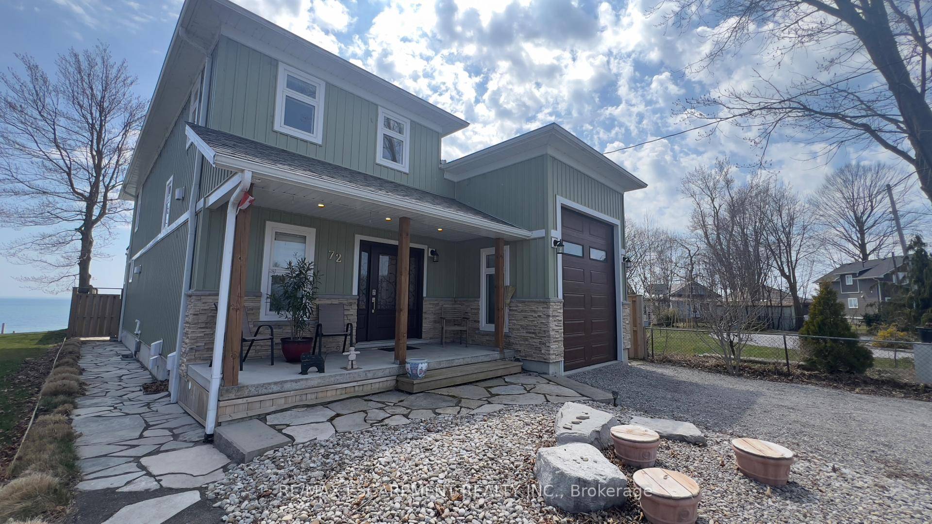 Welcome to 72 Lakeside Drive Your Waterfront Dream in Peacock Point !