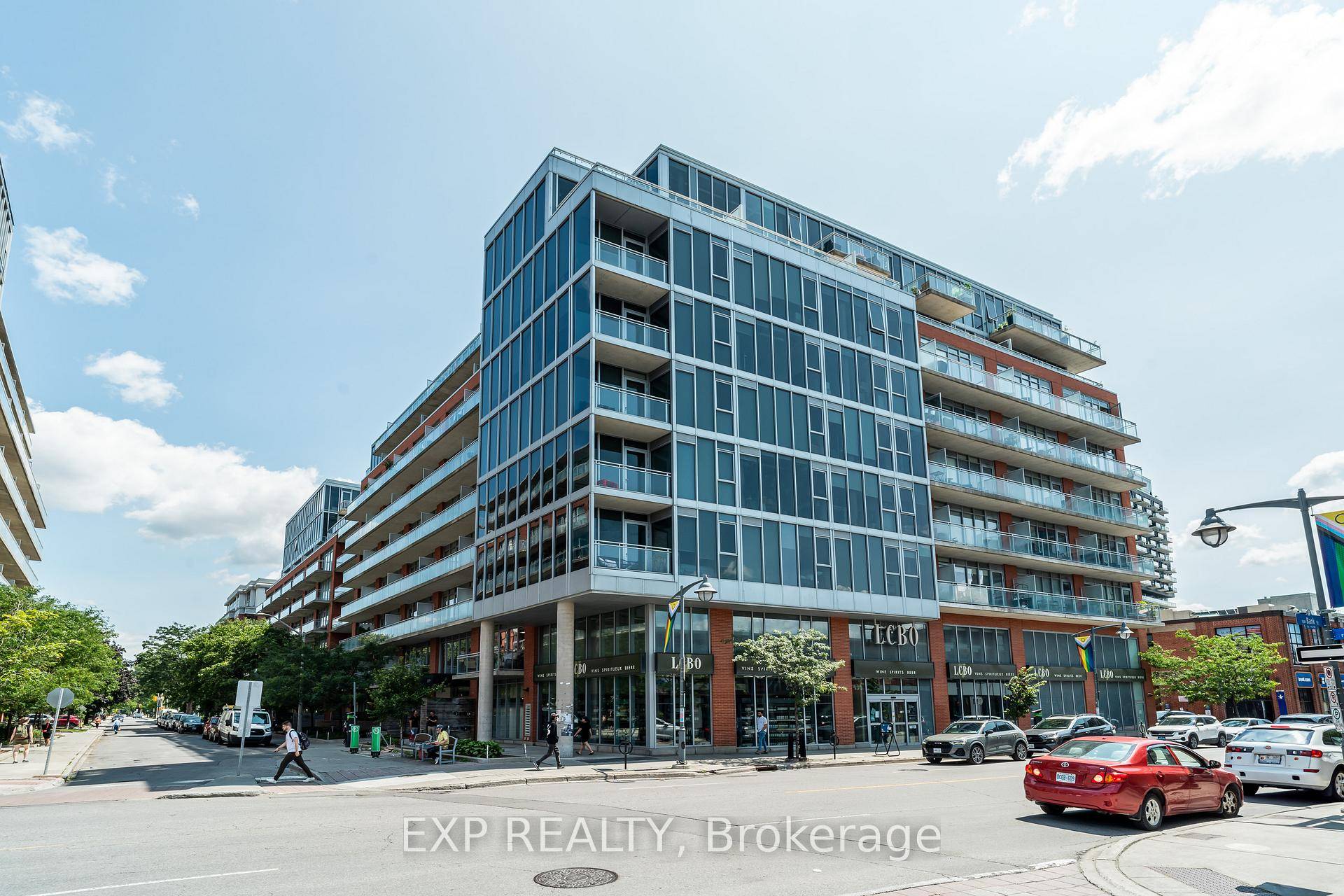 Welcome to Central 2 Condos located in the heart of Centretown.