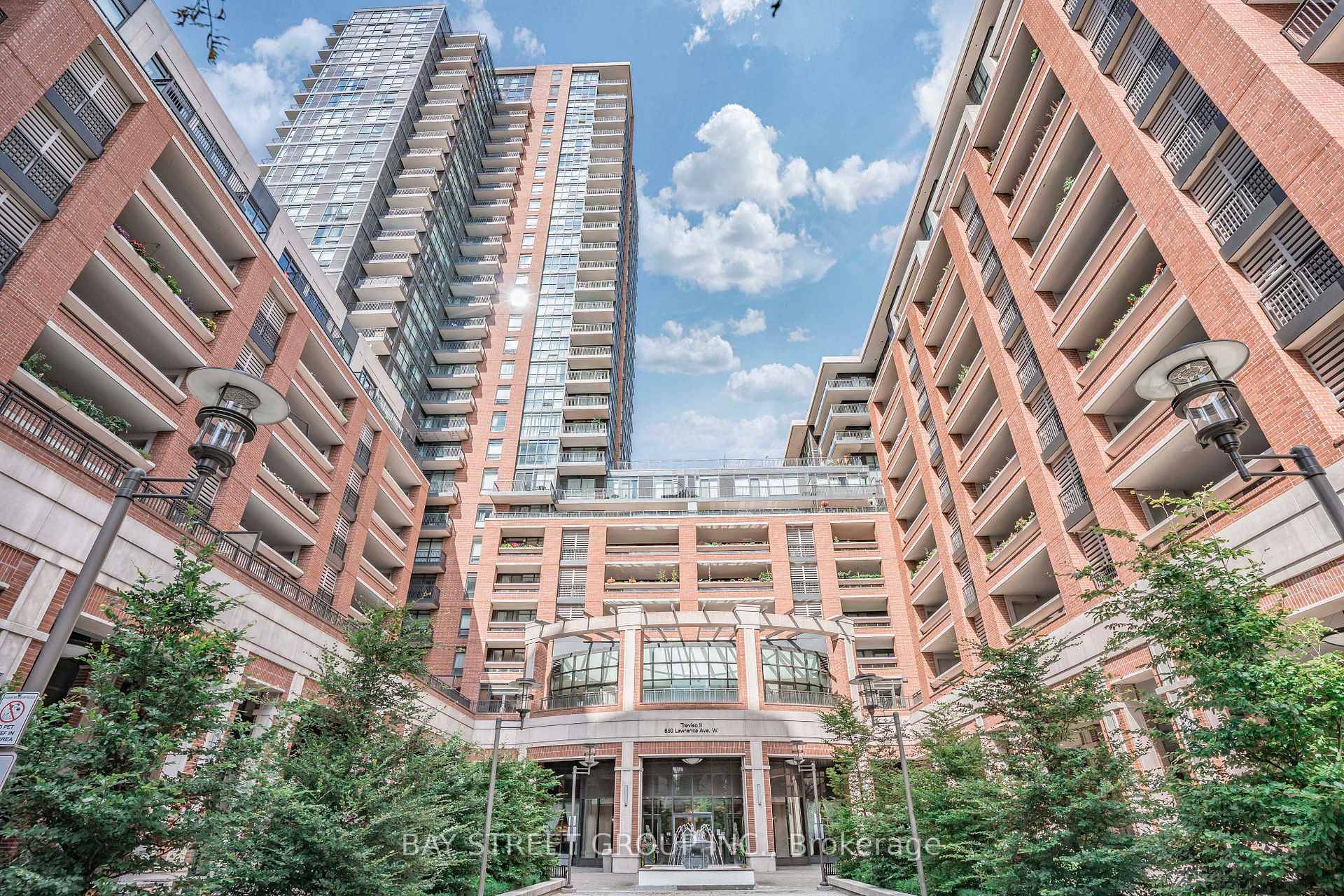 Embrace modern urban living with this inviting 2 Beds amp ; 2 Full 3 Pc Bathrooms, Bright, Open Concept Layout With A Spacious Balcony Is Waiting For You To Call ...