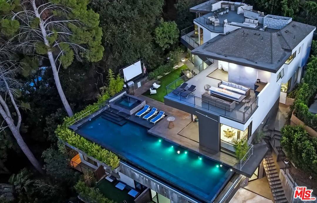 3712   Broadlawn Dr 6BR Hollywood Hills East La