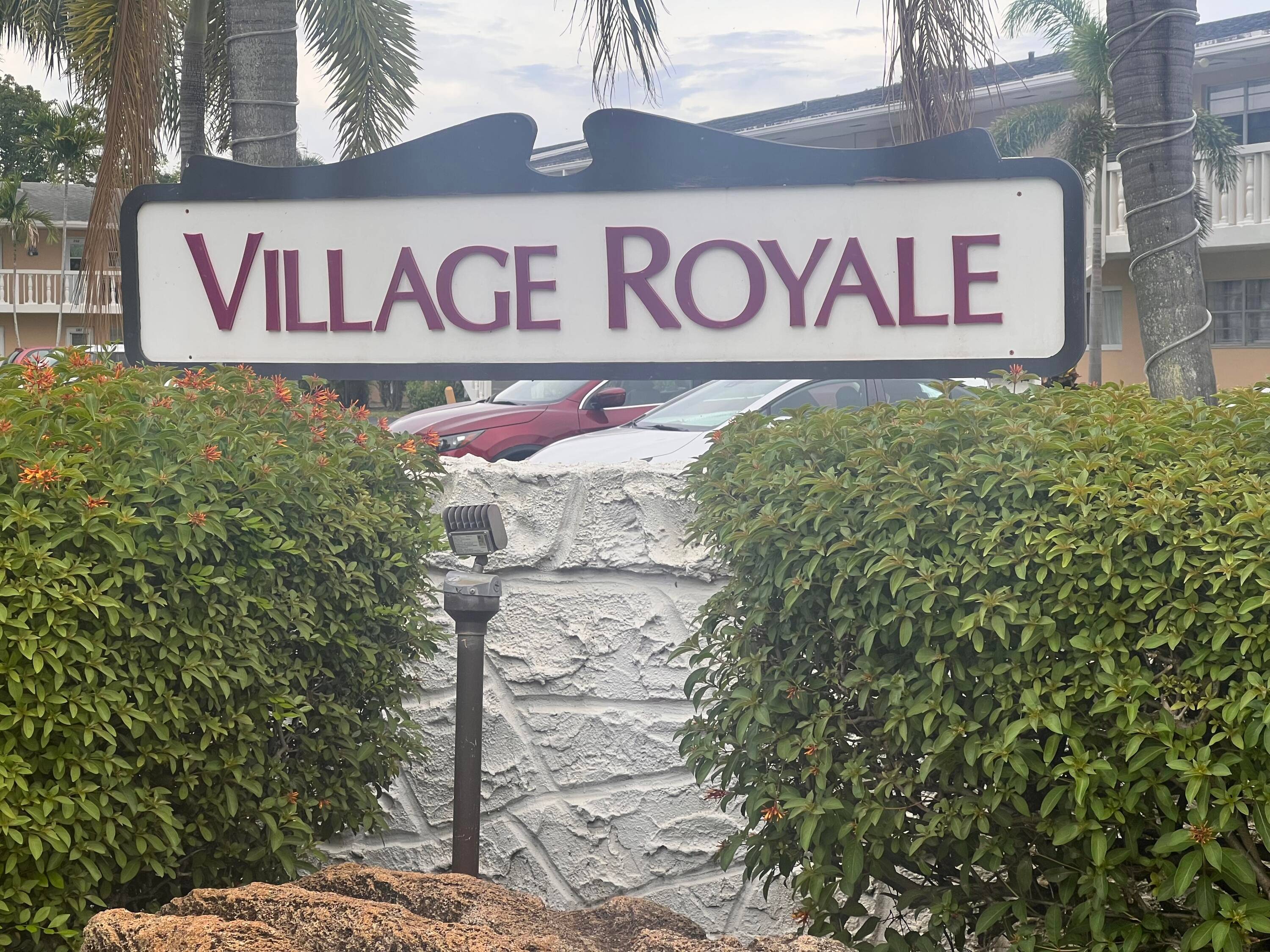 Seller Motivated ! ! ! Clean and spacious 2 bedroom, 2 bath unit featuring tile flooring throughout and a new in unit washer and dryer, along with a new A ...