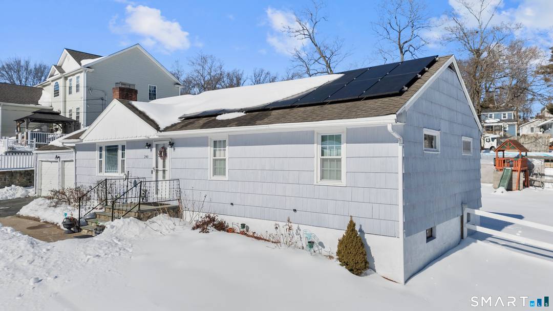 Charming ranch, well maintained update property.