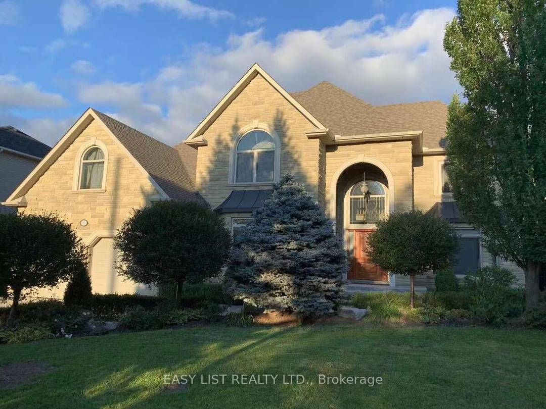 Visit the REALTOR website for further information about this Listing Welcome to this elegant and meticulously maintained executive 4 2 bedroom residence on prestigious Clarence Street, offering over 6, 000 ...