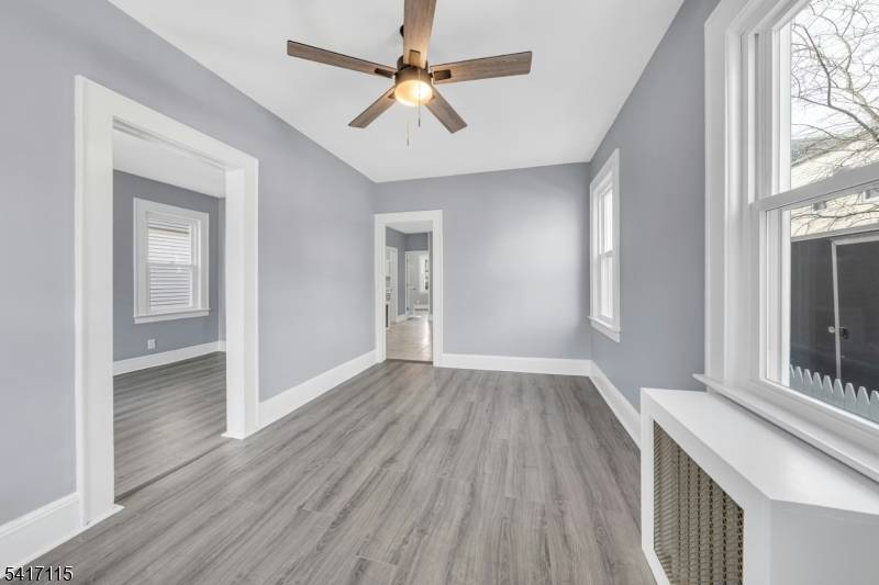 Cozy Cape is ready to move right in !