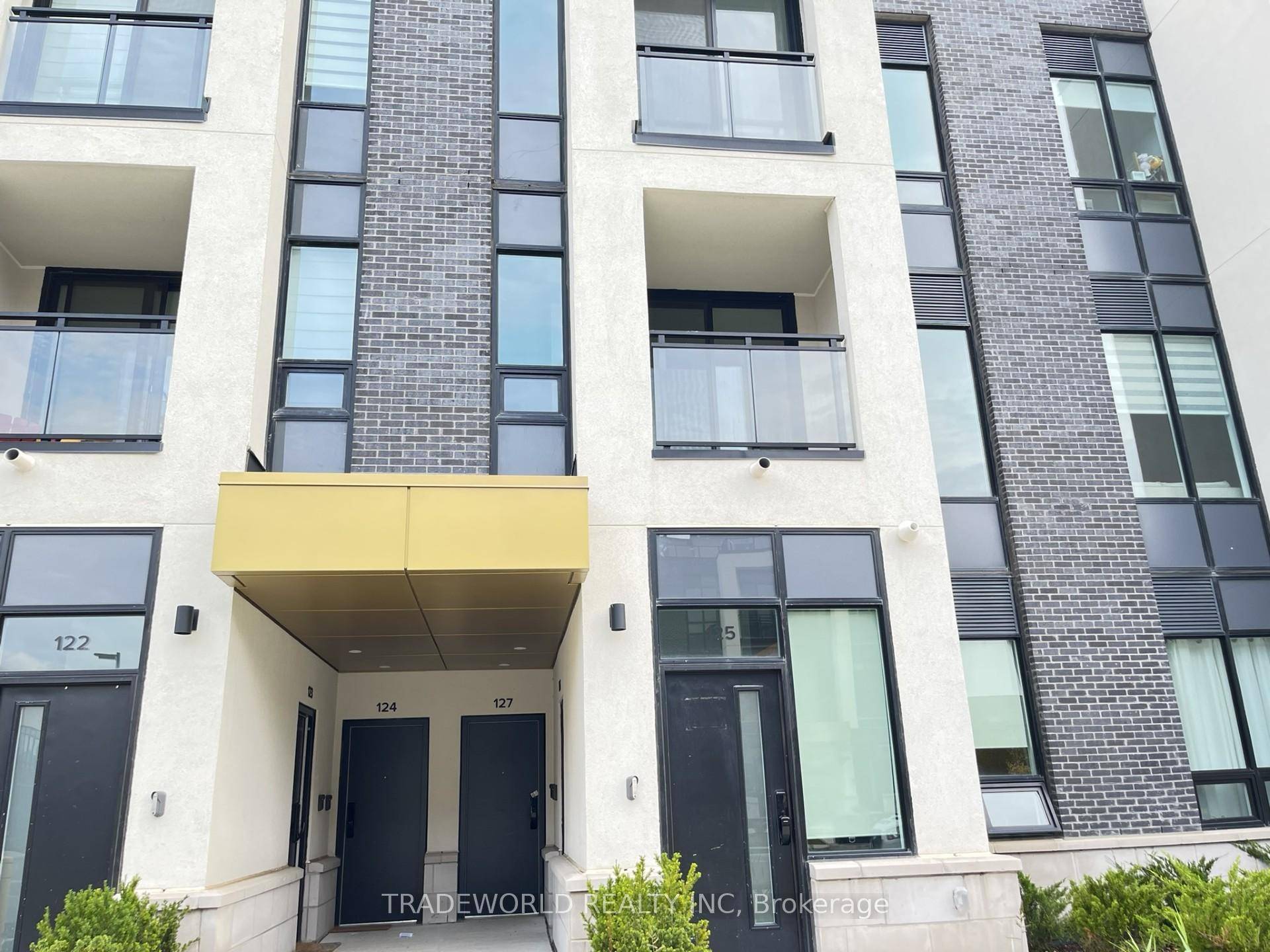 Spacious DISTRIKT Two Bedroom With Large Terrace !