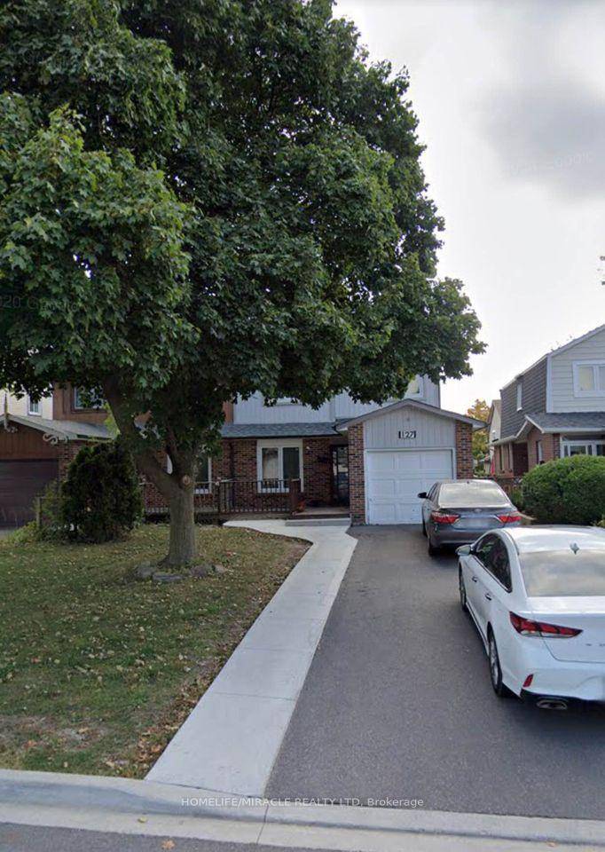 Charming and Spacious 3 Bedrooms, 1.