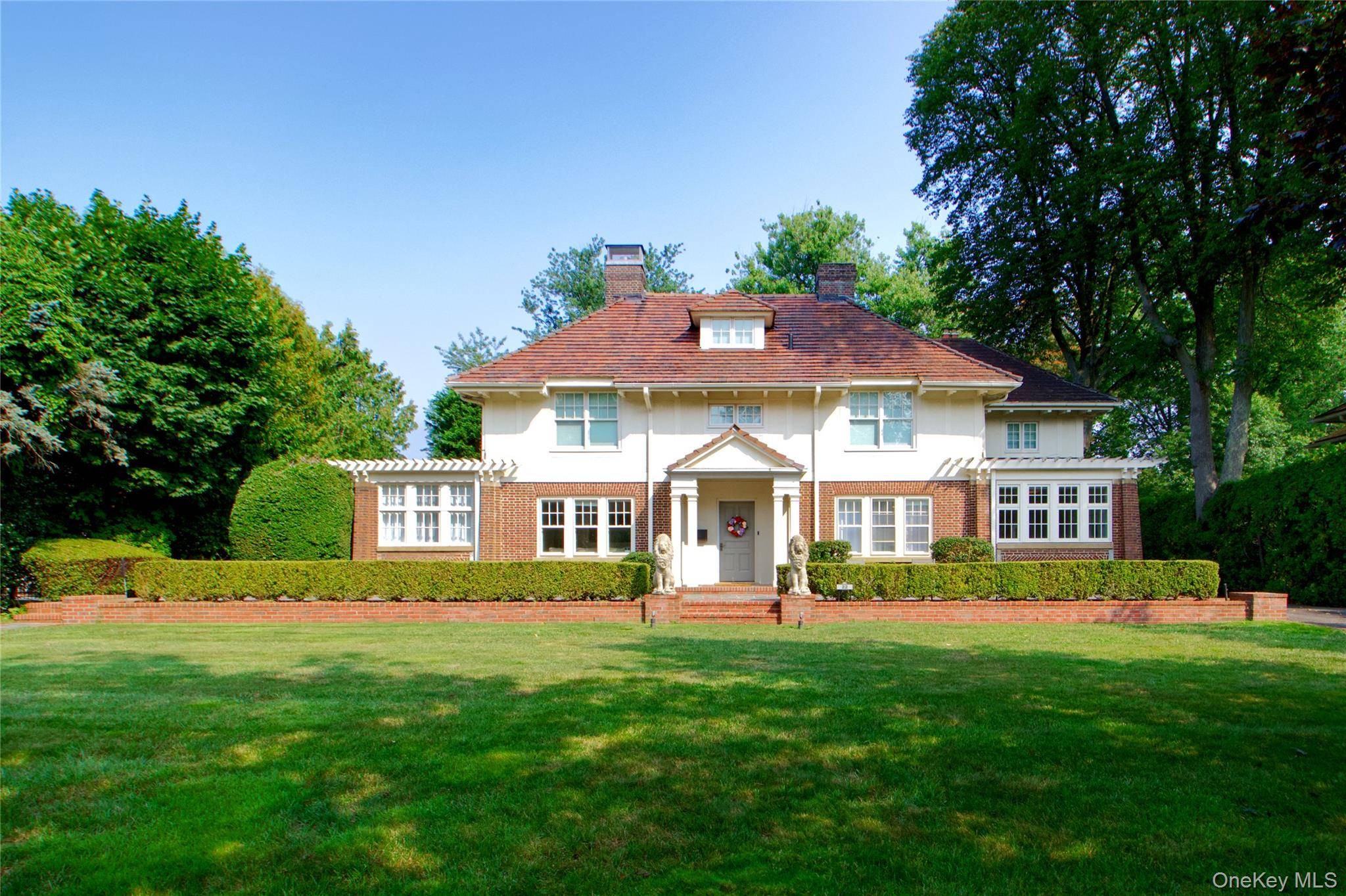 Rarely available, this stunning rental sits on one of Garden City s most prestigious streets, just moments from charming Triangle Park.