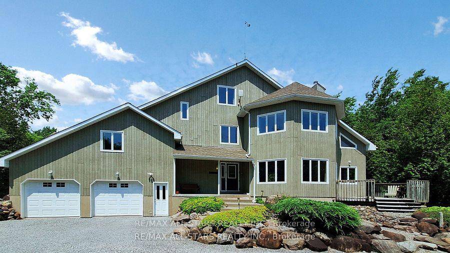 One of a Kind Secluded Beautiful Private Country Retreat on Forested 44.