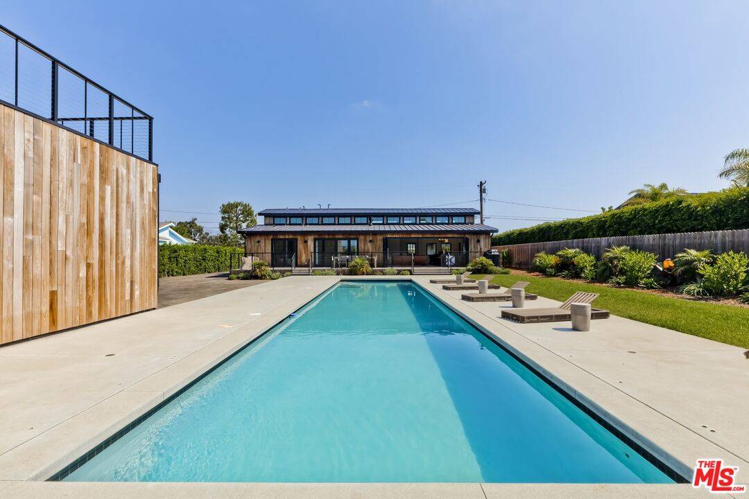 6711 Wandermere Rd 3BR Malibu La