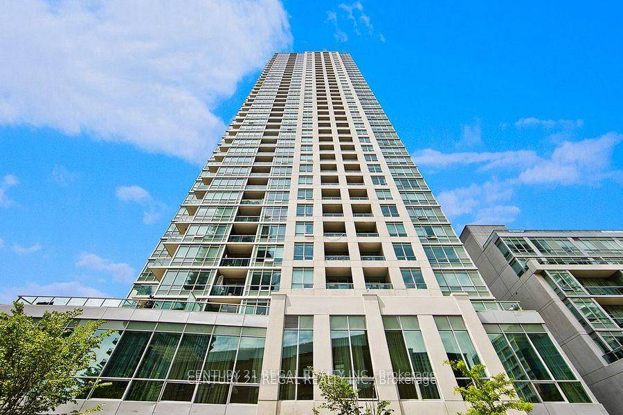 Welcome to this meticulously maintained, upgraded suite at The Verve a highly regarded Tridel built, green certified building.