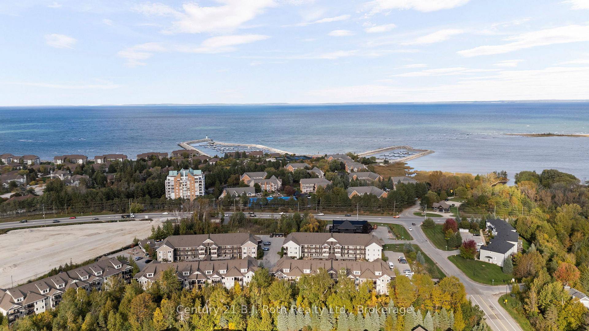 Welcome to your year round retreat in Collingwood !