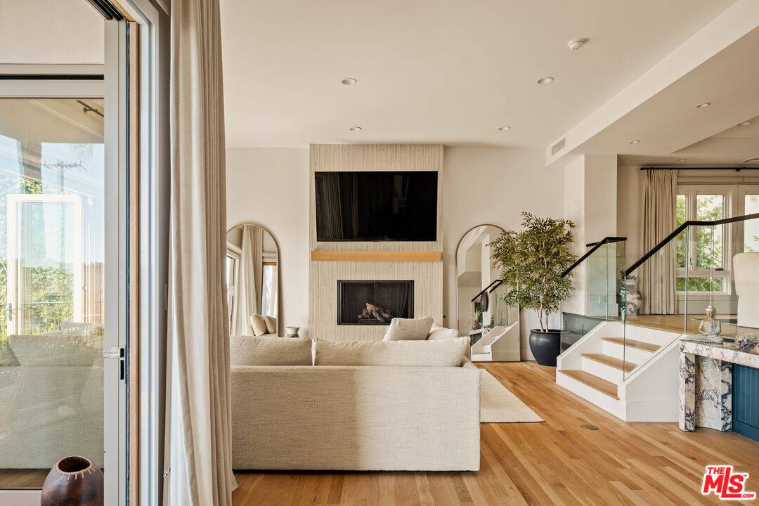 3807 Via Dolce 4BR Marina Del Rey La