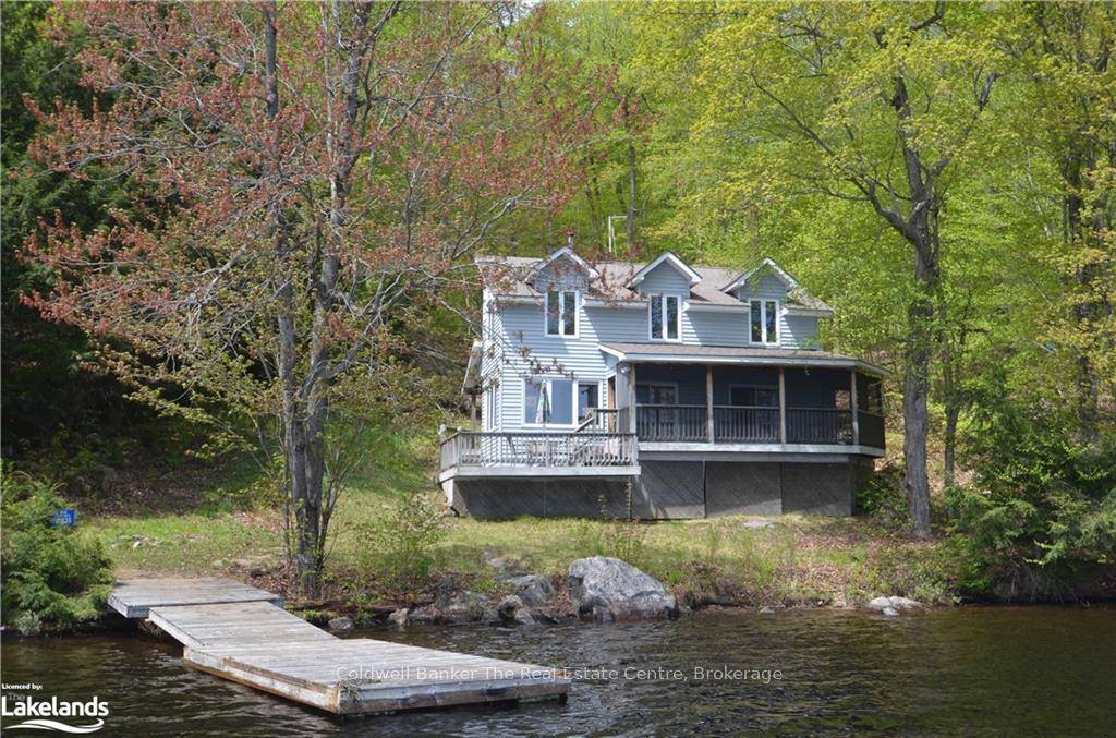 Fabulous 2 storey 3 season cottages tucked in just south of Picnic Island.