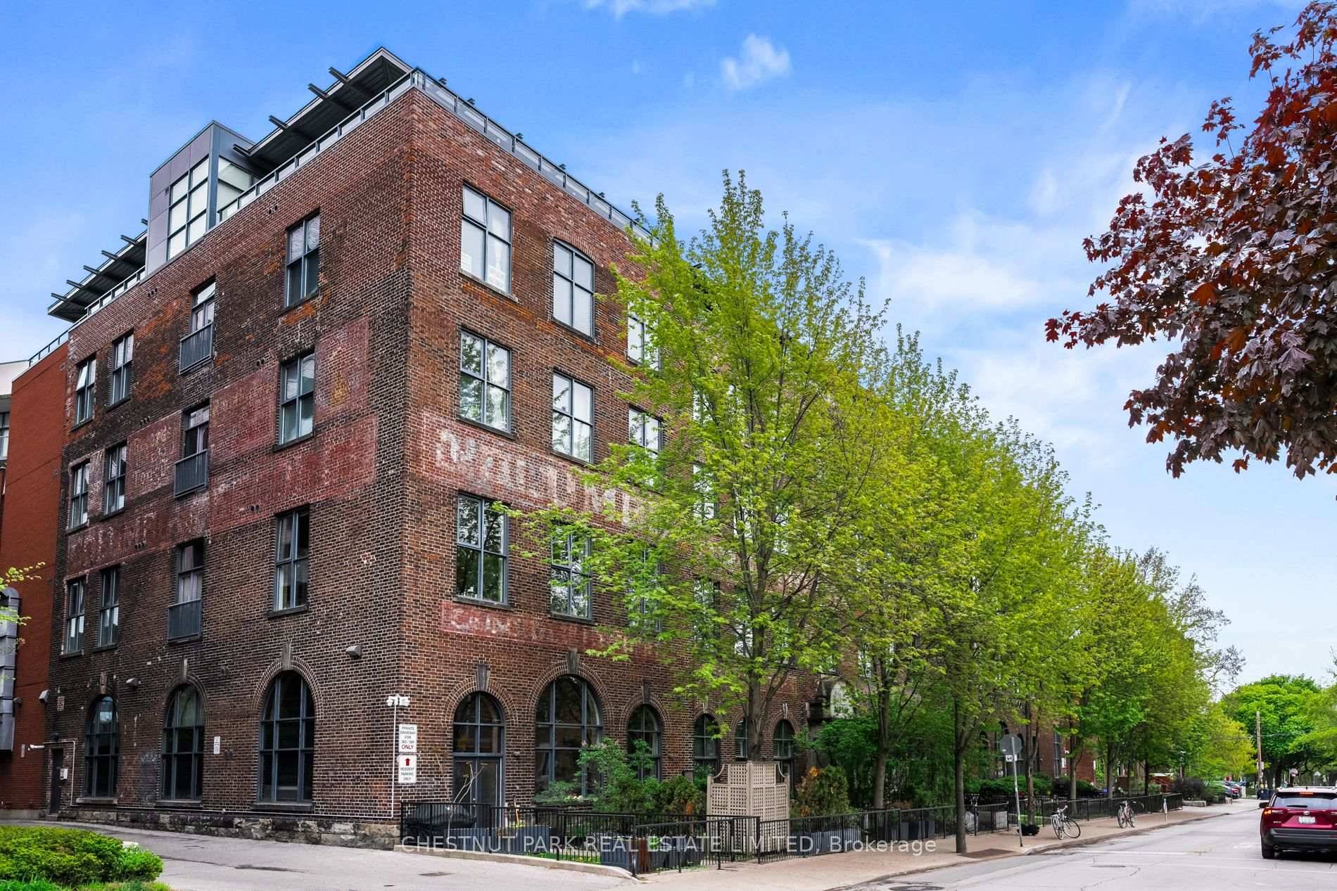 This stunning loft conversion at the iconic Robert Watson Lofts is overflowing with character and charm, from the soaring ceilings with exposed ductwork to the sleek polished concrete floors.
