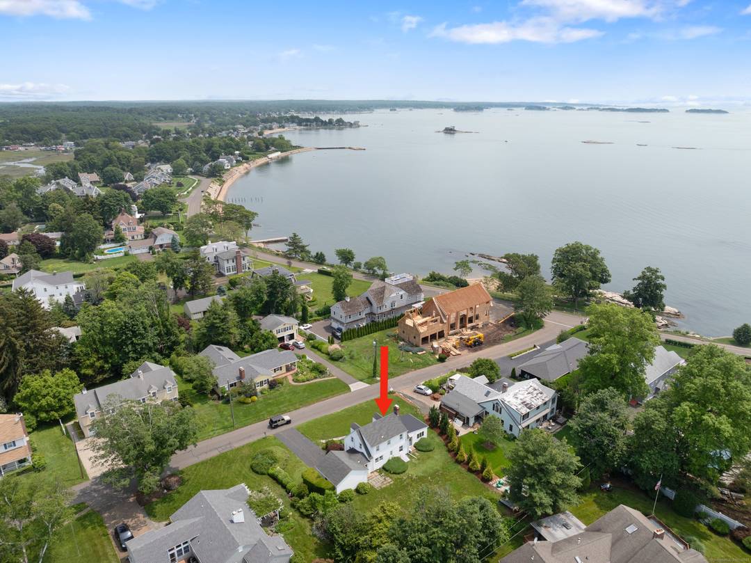 Located in the heart of Branford's beautiful Linden Shore and Pawson Park area, this property presents a rare opportunity to realize a custom home in one of the shoreline's most ...