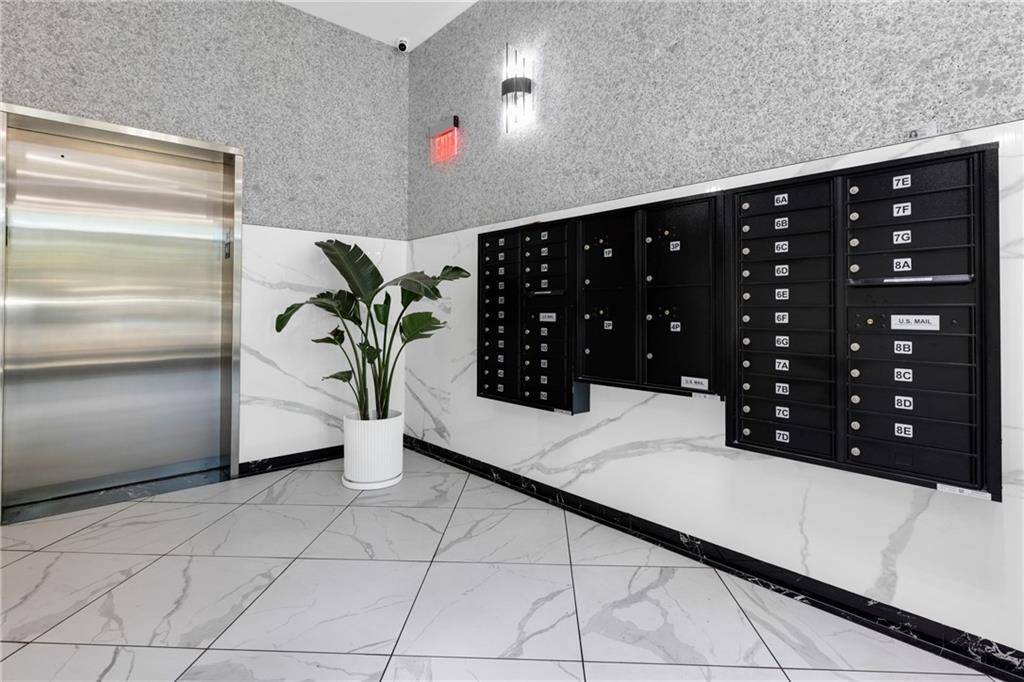 RESALE ! ! ! Prime Manhattan Beach !