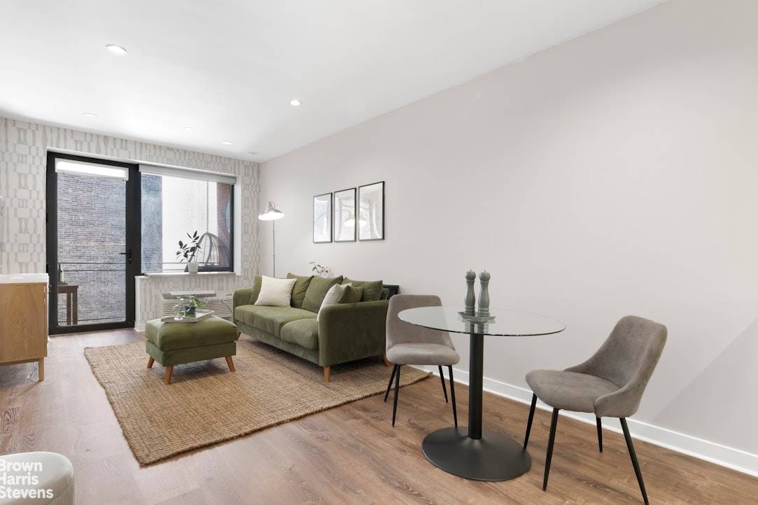 Charming 1 Bedroom Oasis with Private Outdoor Space in Prime Hamilton Heights Welcome to this beautifully designed 1 bedroom, 1 bathroom home that checks all the boxes ; thoughtful layout, ...