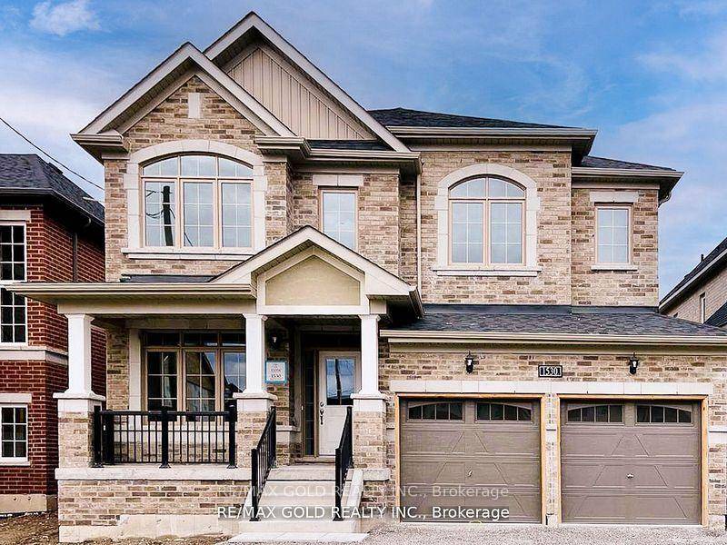 Bright amp ; Spacious Detached 4 Bedroom Approx.