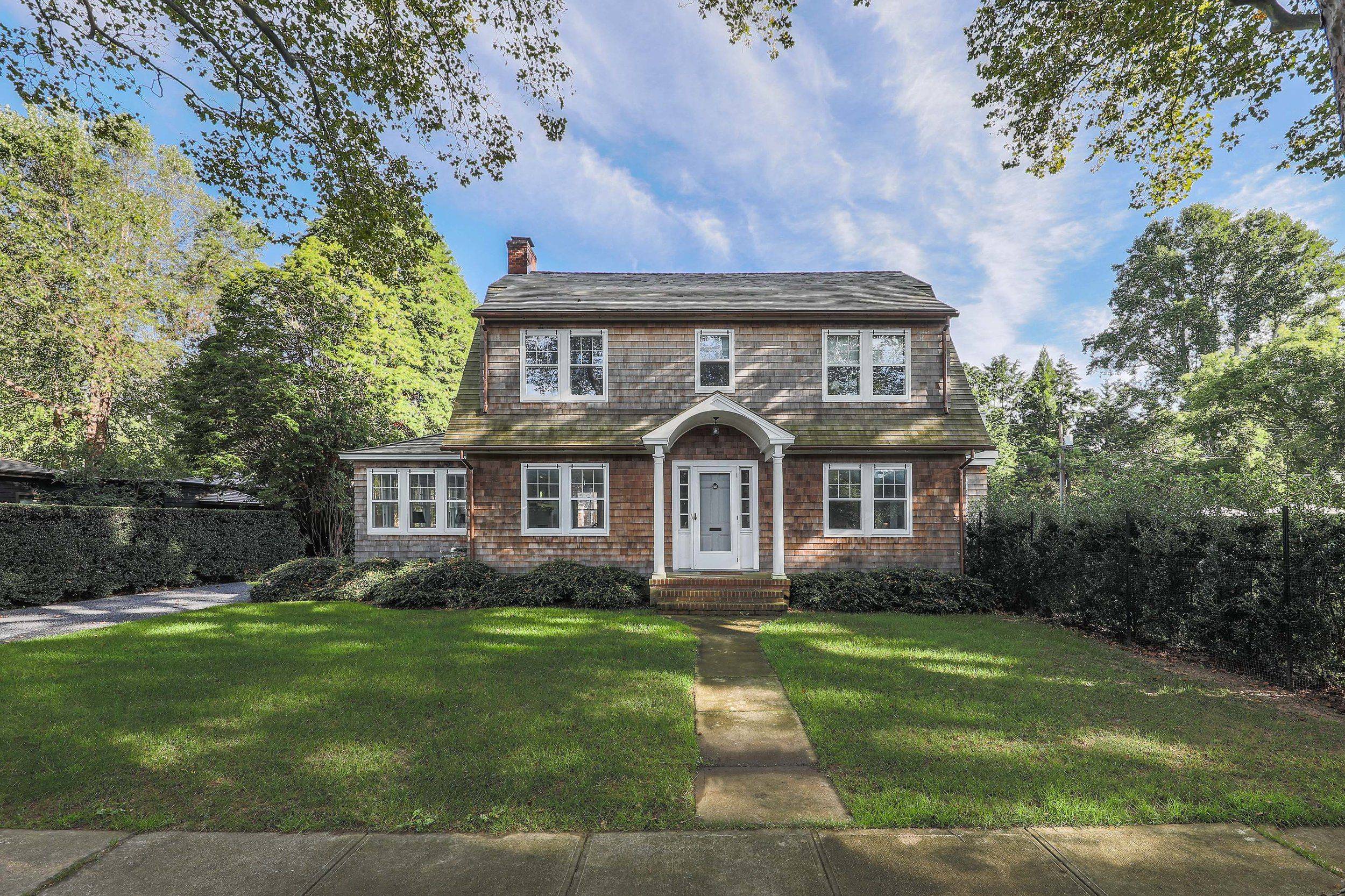 Newly Renovated Rental in East Hampton Village