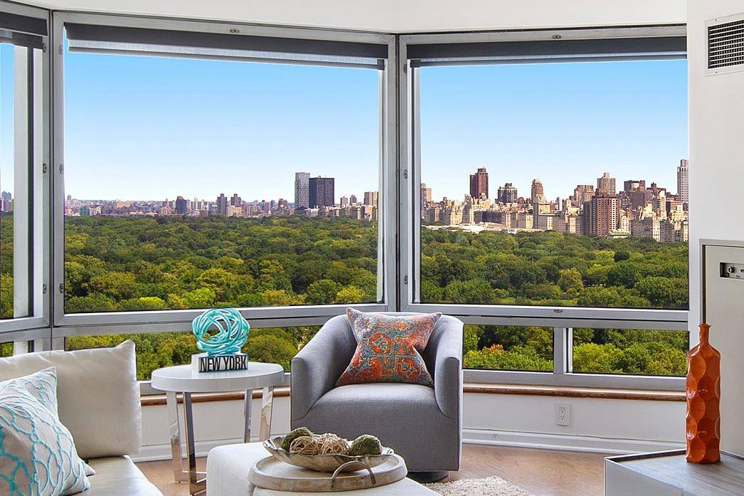 THE APARTMENT Ideally perched on the 22nd floor is this stunning, north facing, 780 square foot one bedroom home, featuring an oversized bay window that allows for multiple exposures stretching ...