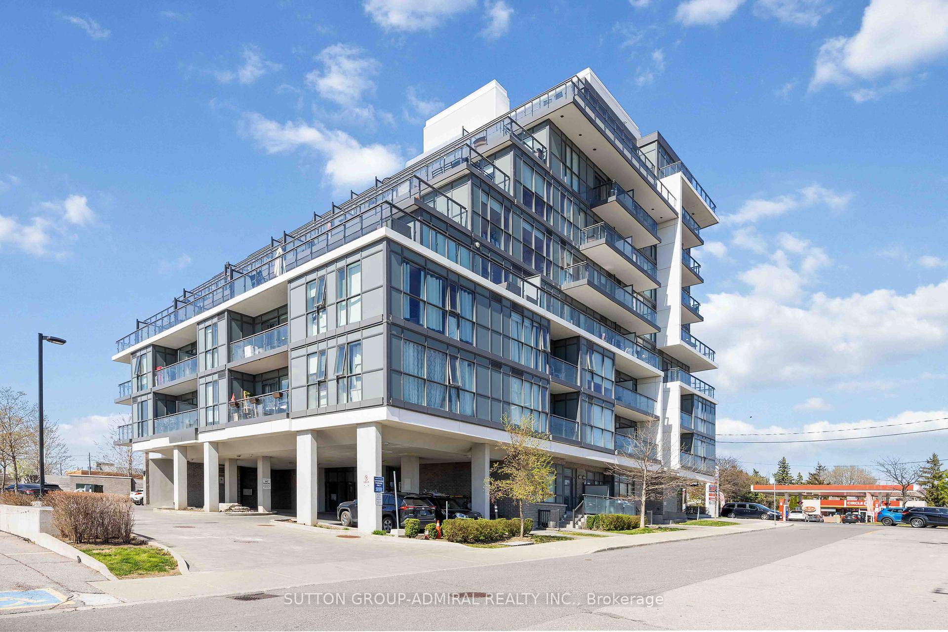 Welcome To The Dream Residences Ideally Located Just Steps From Yorkdale Shopping Centre amp ; The Yorkdale Subway Station, Offering A Quick amp ; Easy Commute To Downtown Toronto.