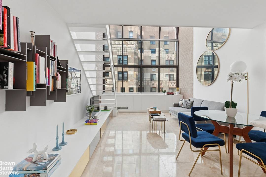 Welcome to 32 East 76th Street Residence 1403, the most special one bedroom in the building.