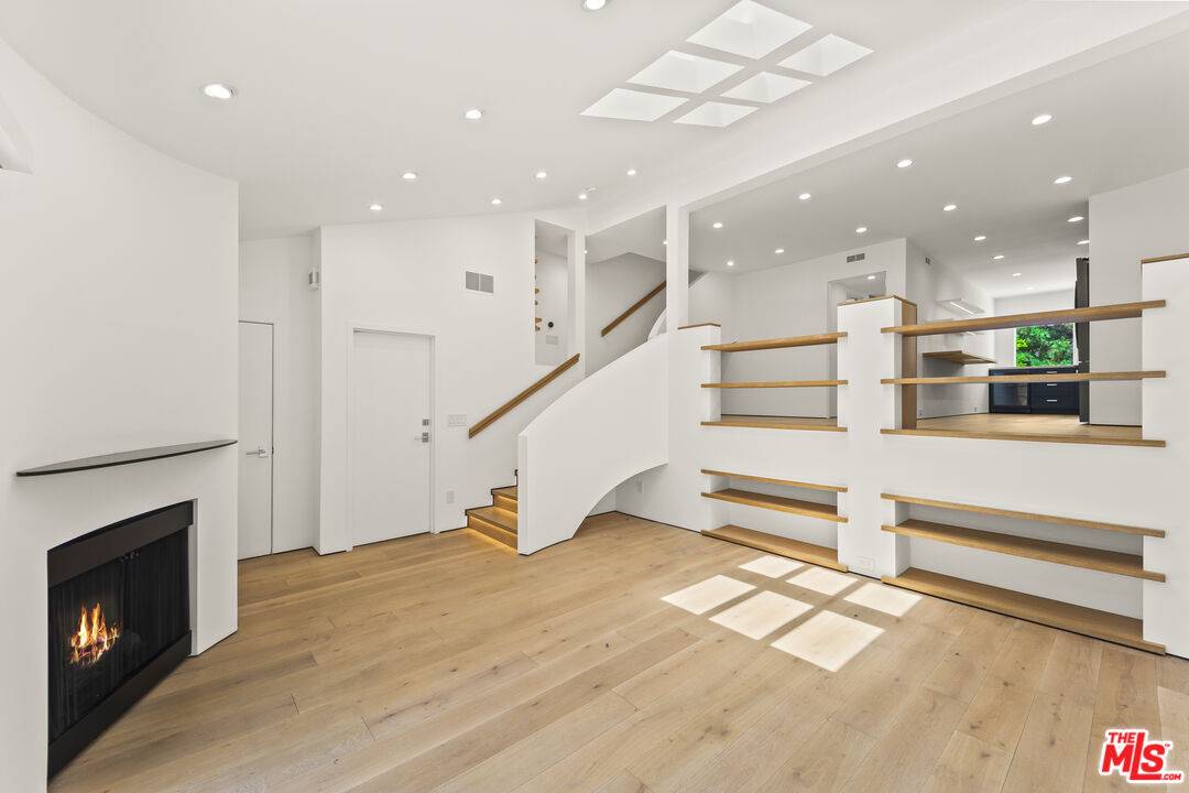 13336 Maxella Ave 3BR Marina Del Rey La