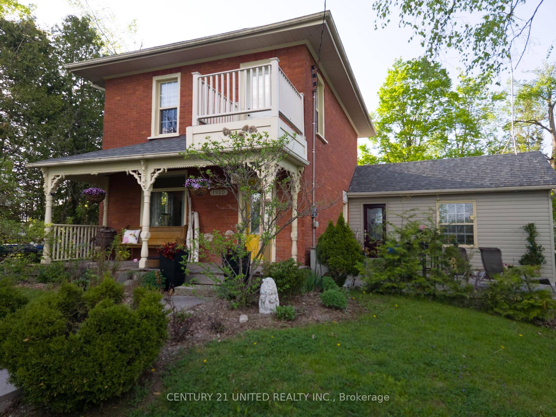 Experience the Best of Country Living !