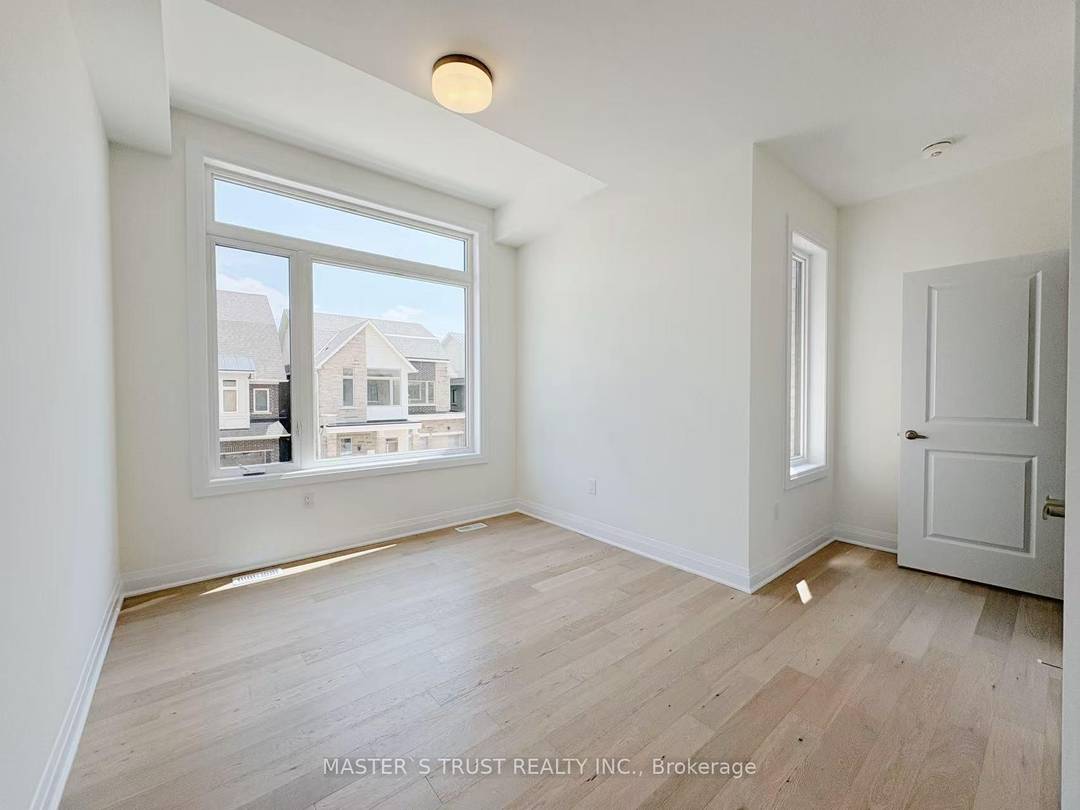 Brand New House ! Move in immediately !