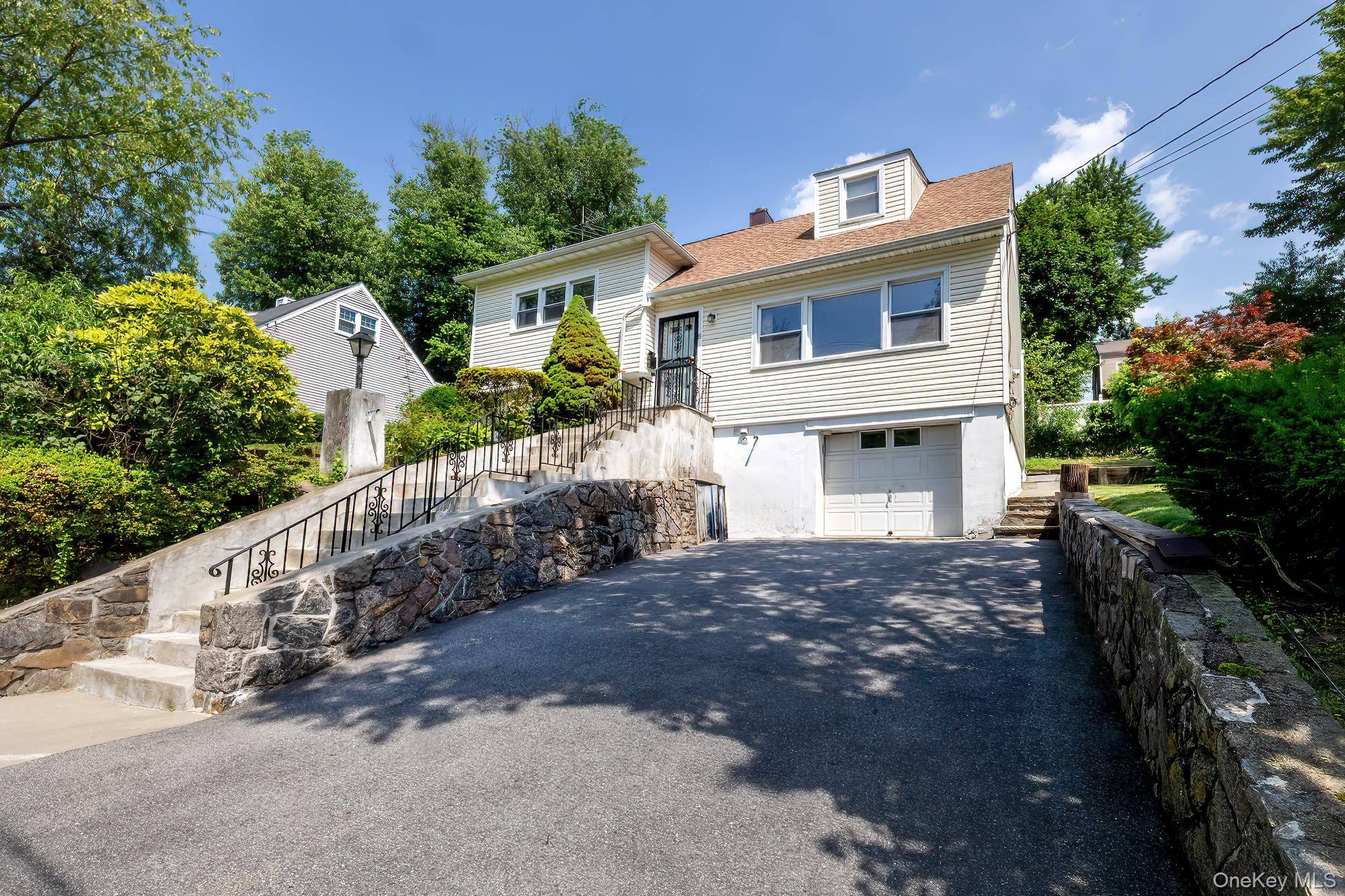 Welcome to 18 Gainsborg Avenue E, a cherished home that has been lovingly maintained by a single family for decades.