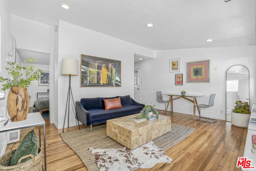 2404   Ocean Park Blvd 3BR Santa Monica La