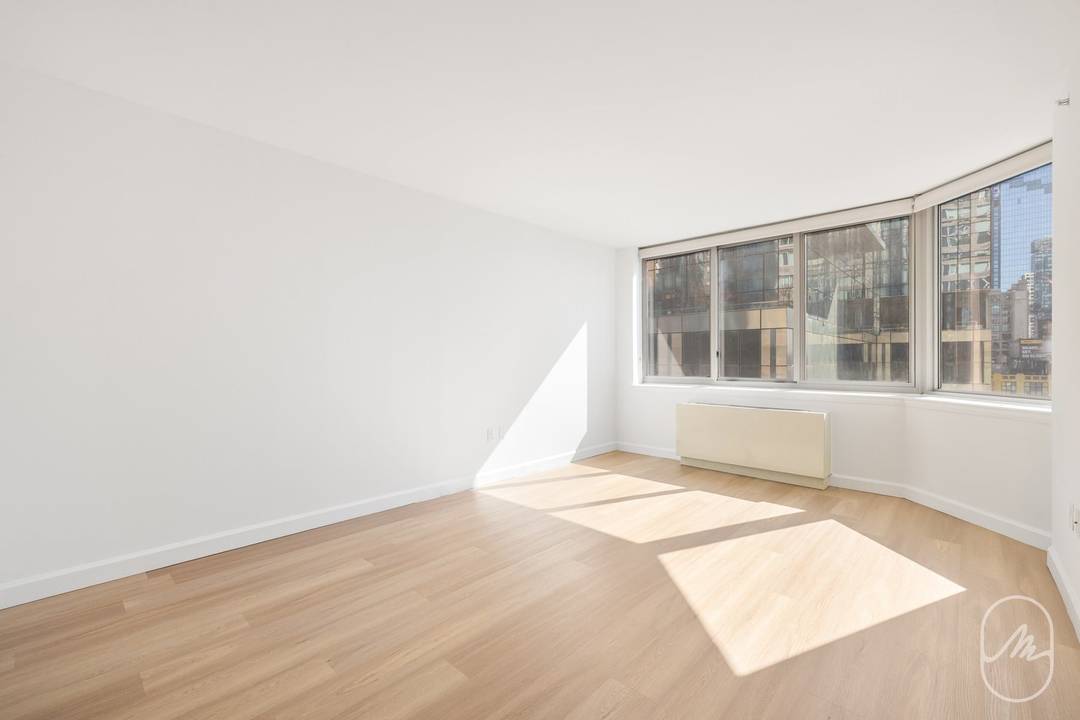 Nestled on 10th Avenue just south of 42nd Street, Hudson Landing stands as a beacon of luxury in the heart of Hells Kitchen's vibrant nightlife and dining scene.