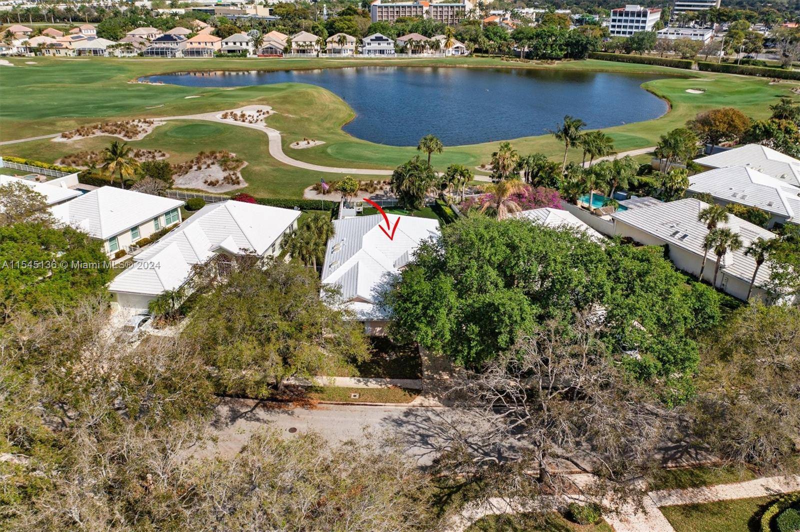 Guard gated community. Beautiful golf view in the Bear Lakes Country Club.