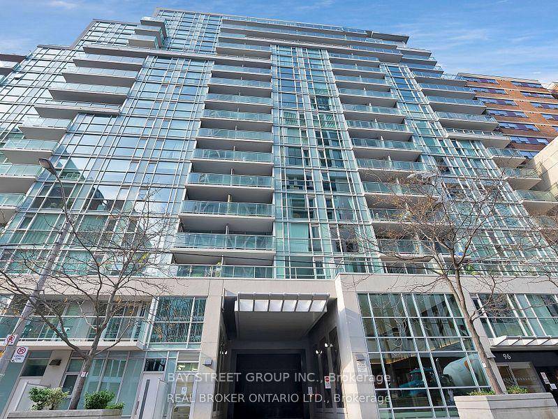 Excellent Location ! Steps To U of T, AGO, Hospital, Restaurants, Shops, Queen St West District, Financial District amp ; Subway Stations !