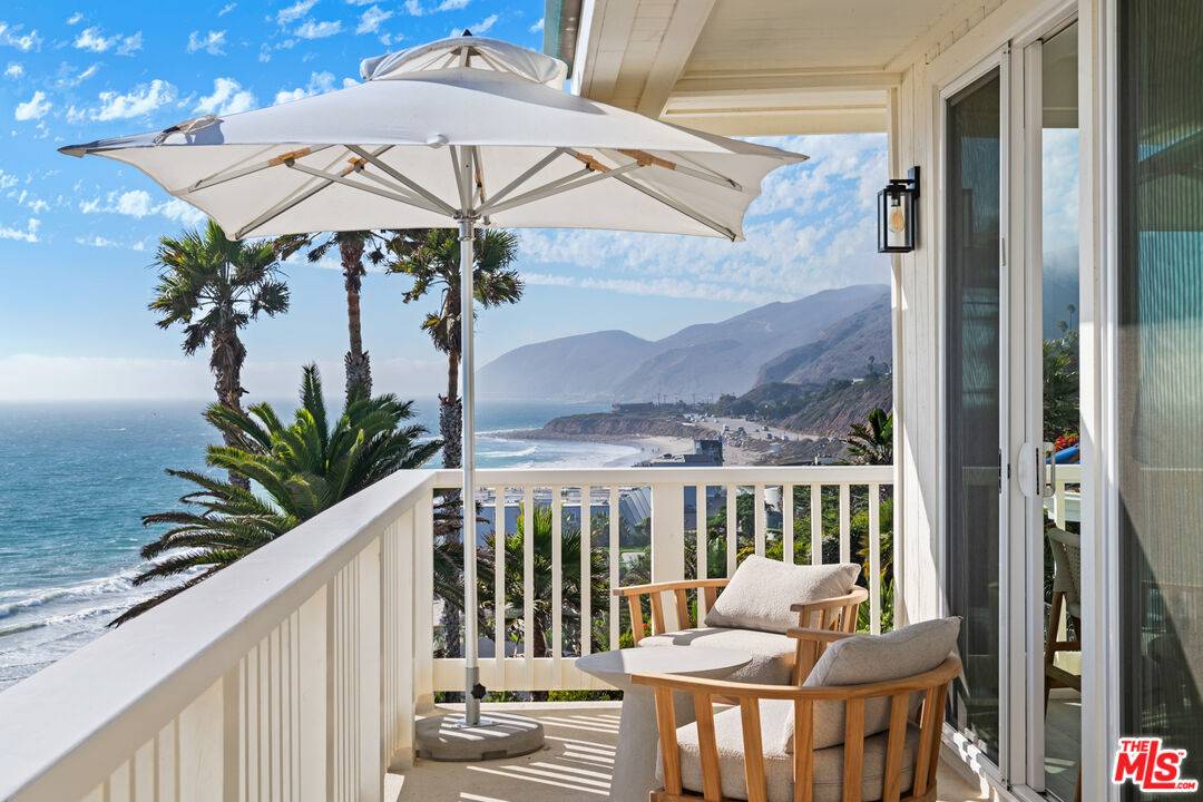 11836   Ebb Tide Ln 2BR Malibu La