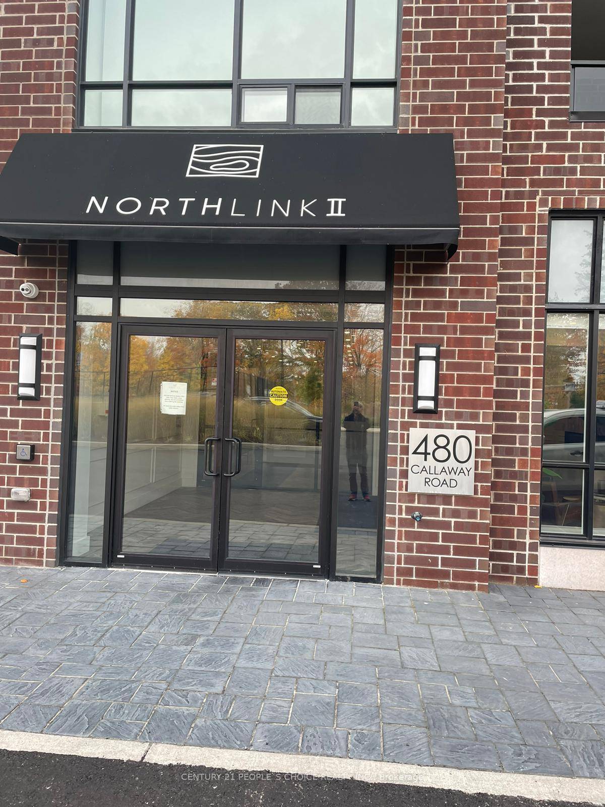 This gorgeous one bedroom north facing on main Floor.
