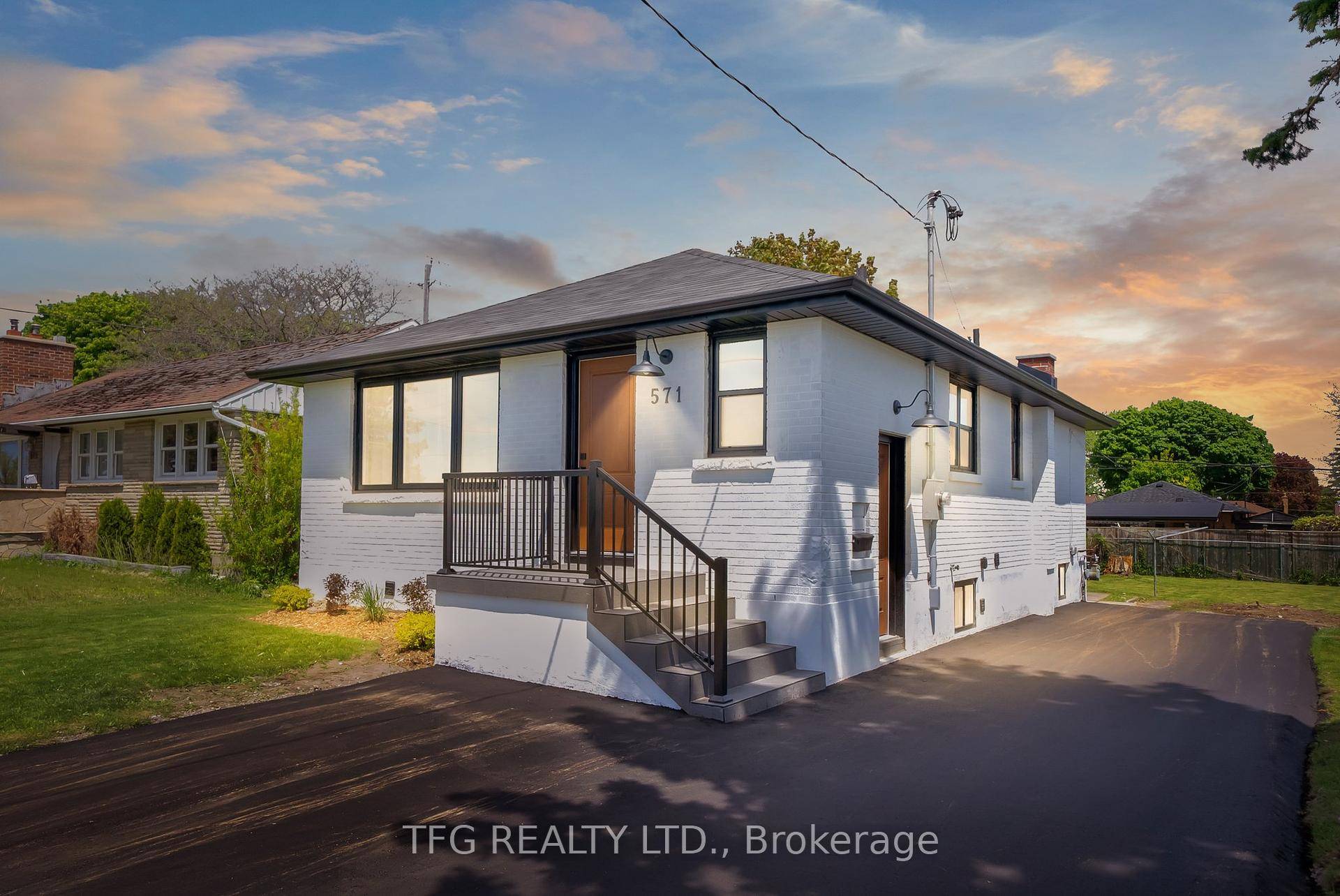 Fully Renovated Luxury Home on Oversized Lot Income Potential amp ; Room to Grow !