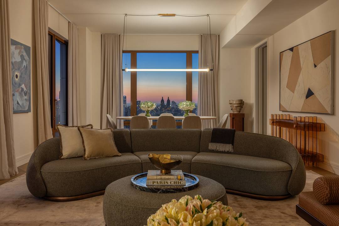 IMMEDIATE OCCUPANCY. CENTRAL PARK VIEWS.