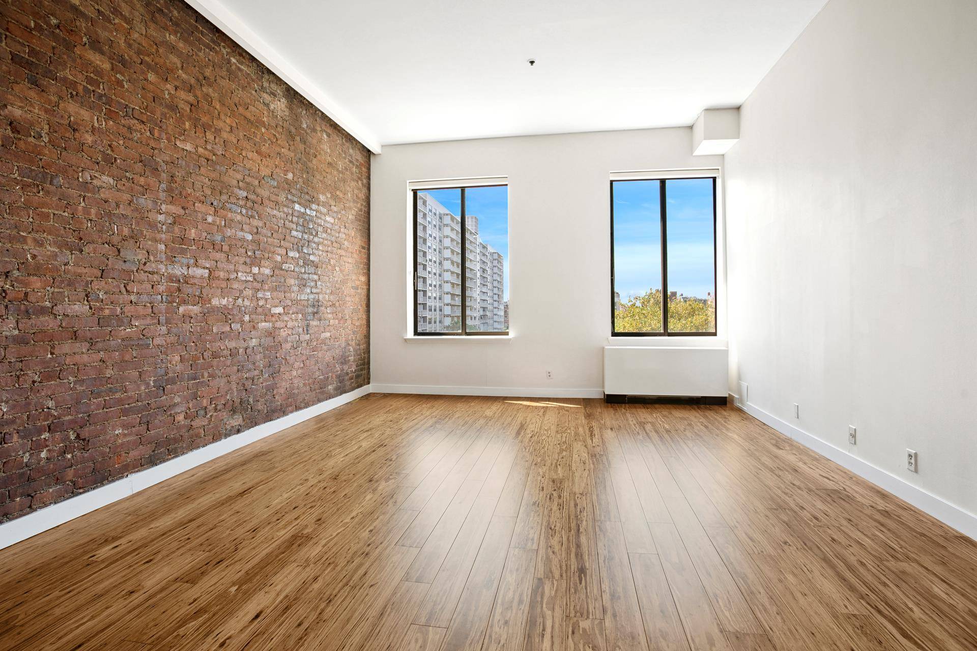 Renovated, Loft Like Studio with Treetop Views Lives Like a One Bedroom SHOWINGS BY APPOINTMENTS Welcome to this beautifully renovated eighth floor studio that feels like a true one bedroom, ...