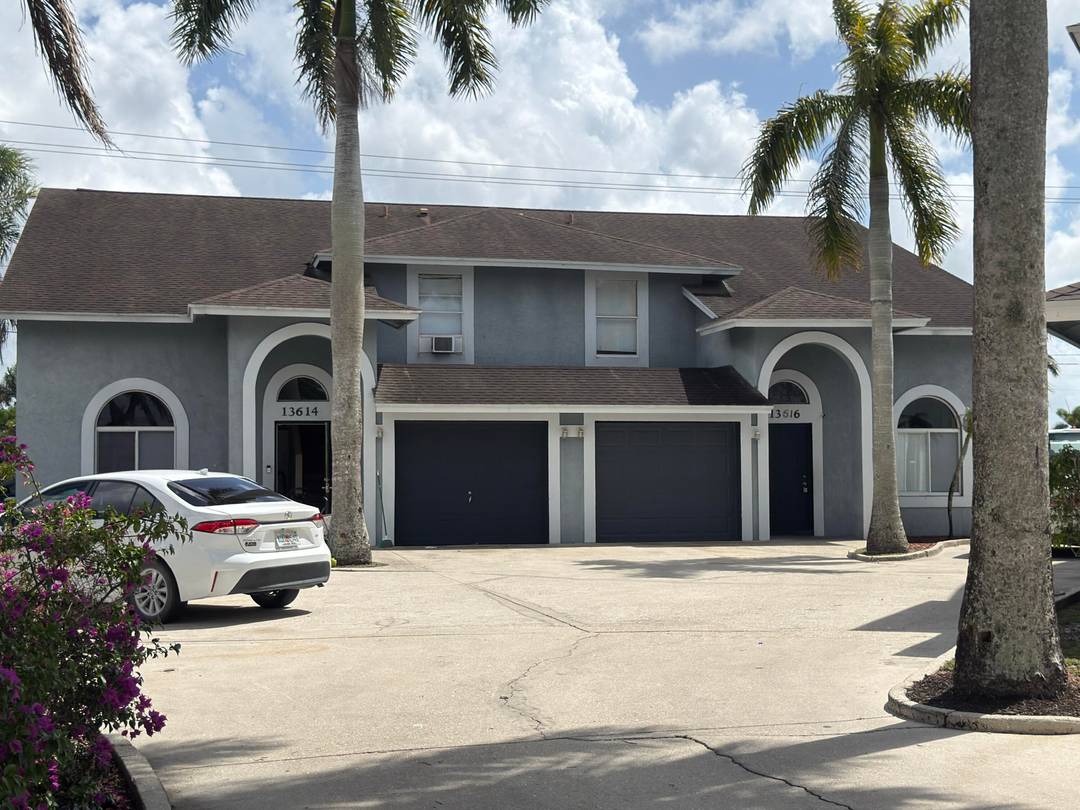 This beautifully updated home, located in the heart of Wellington, offers 5 spacious bedrooms and 2.