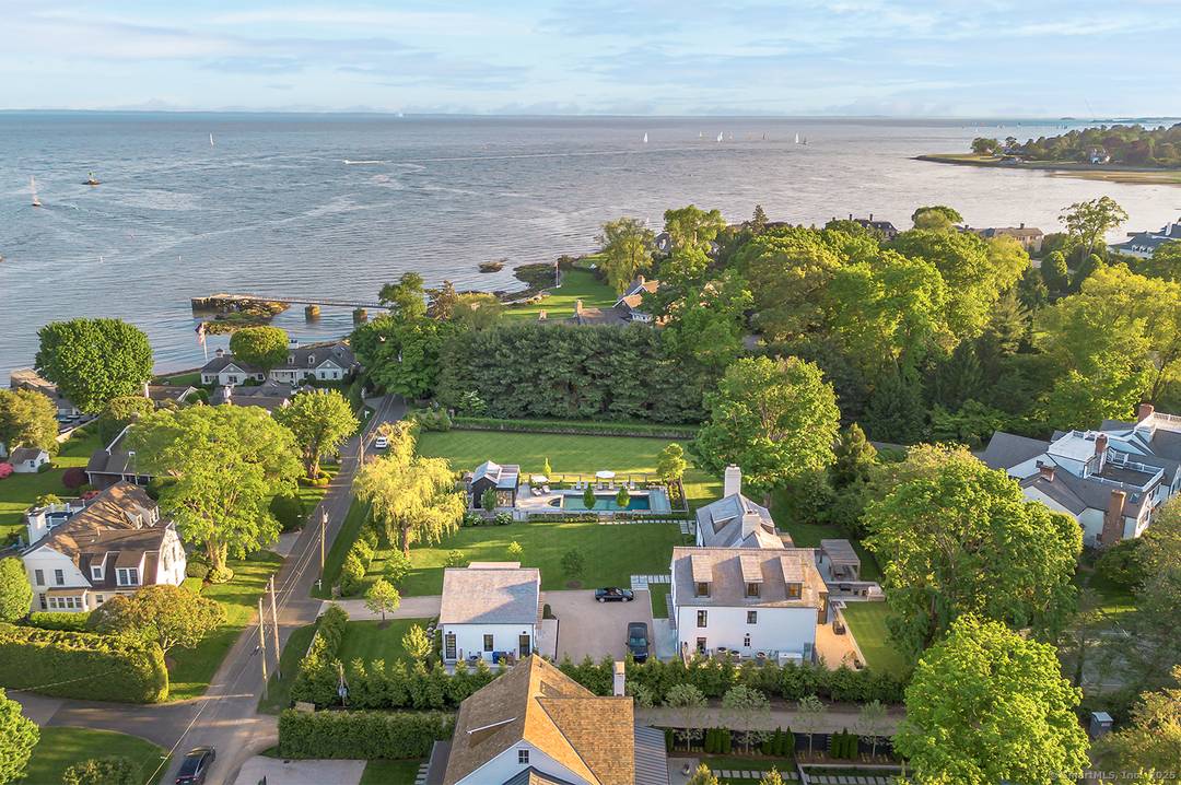 Welcome to 260 Willow Street where timeless design meets modern luxury.