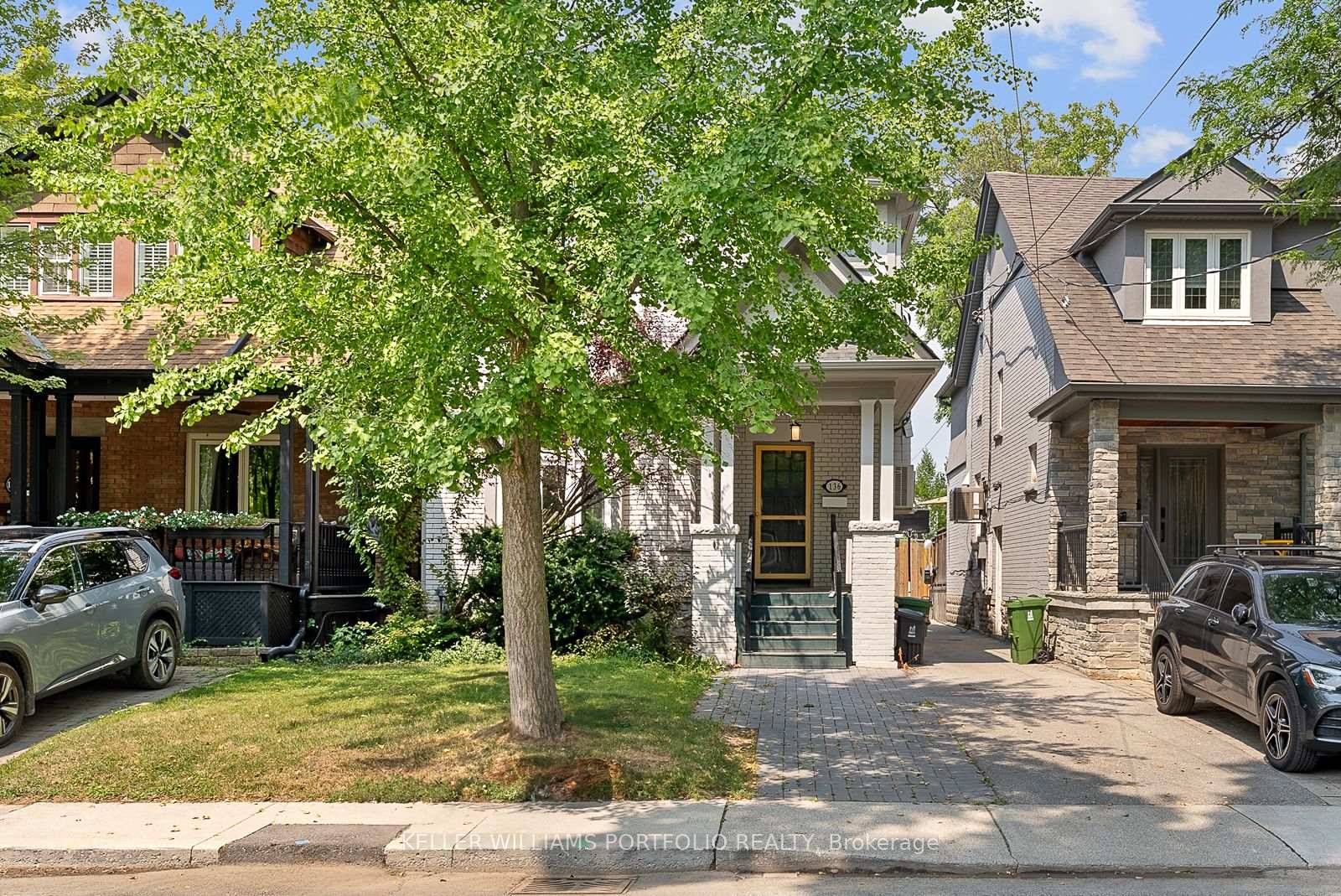 Beautiful 4 bedroom home in one of most preferred neighborhoods in Toronto.